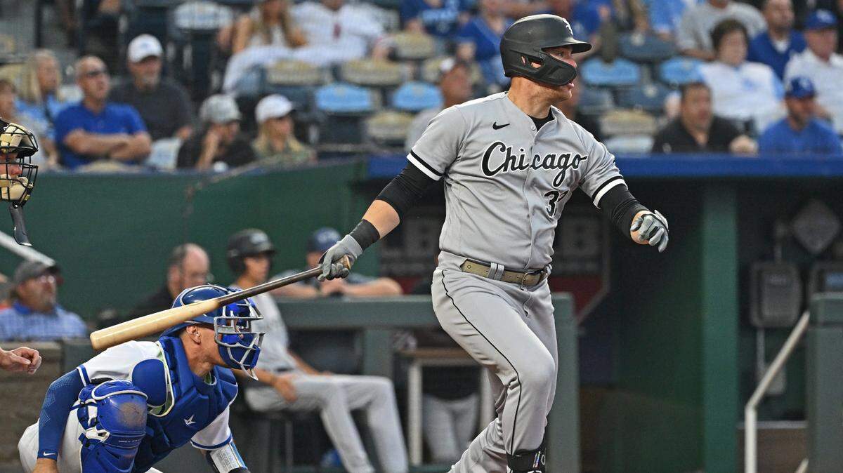 Chicago White Sox first baseman Gavin Sheets hits an RBI double in the fourth inning against the Royals at Kauffman Stadium on Wednesday night.