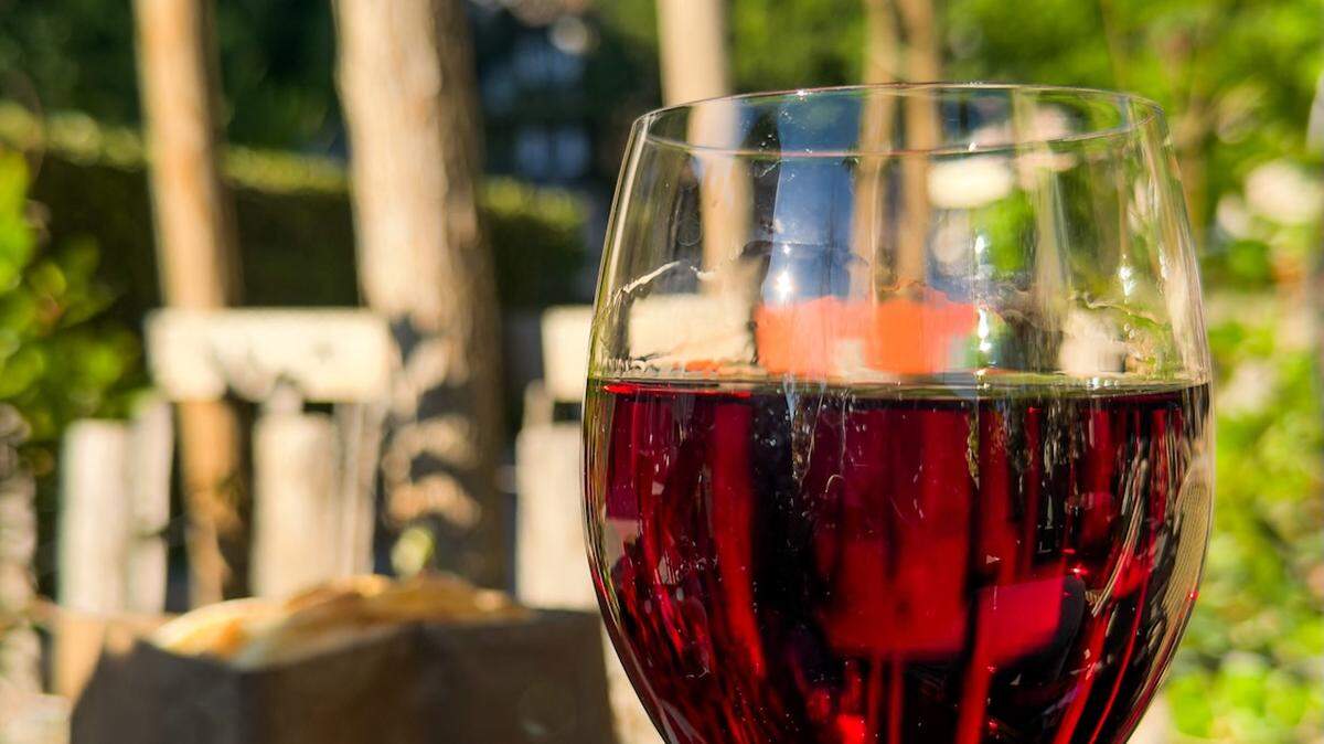 Should You Drink Alcohol While on Ozempic Doctors Weigh In