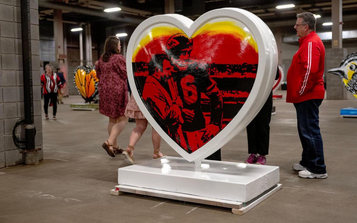 “Remembering the Past - Celebrating the Present” by artist Doug Bennett is one of 40 hearts that make up the 2023 season of The Parade of Hearts.