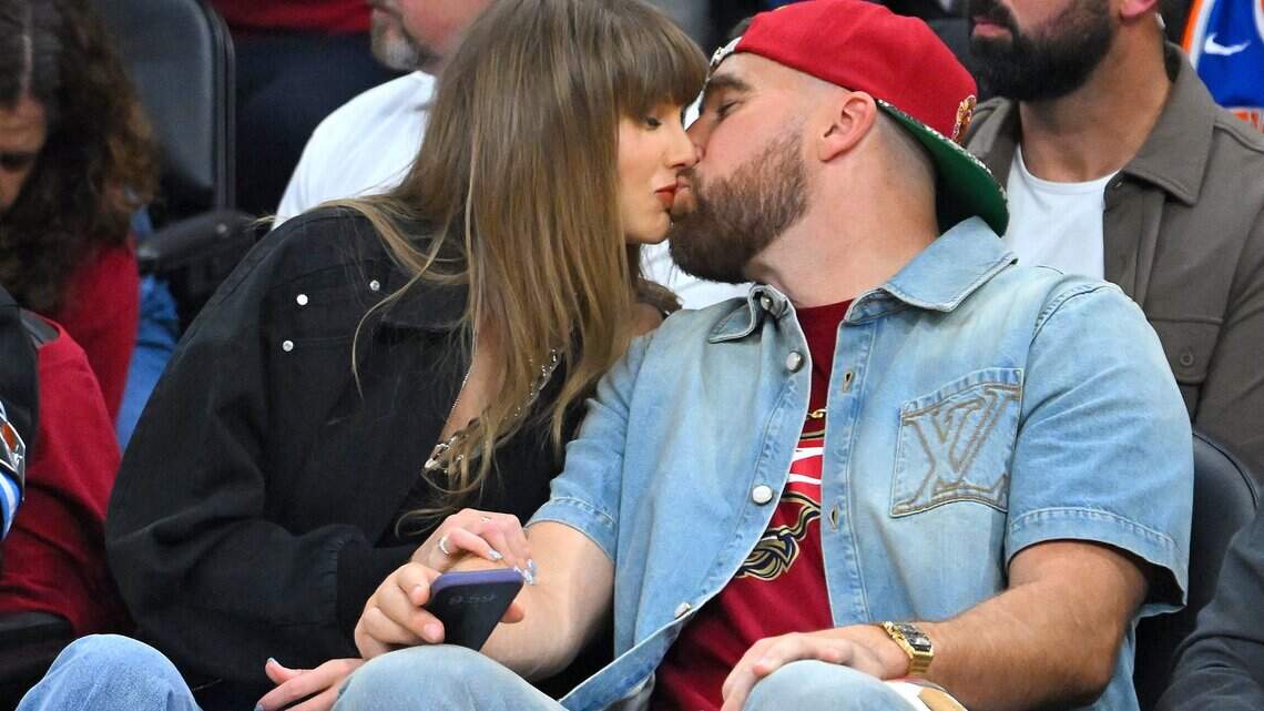 Travis Kelce apparently joined Taylor Swift in singing a duet at their wedding