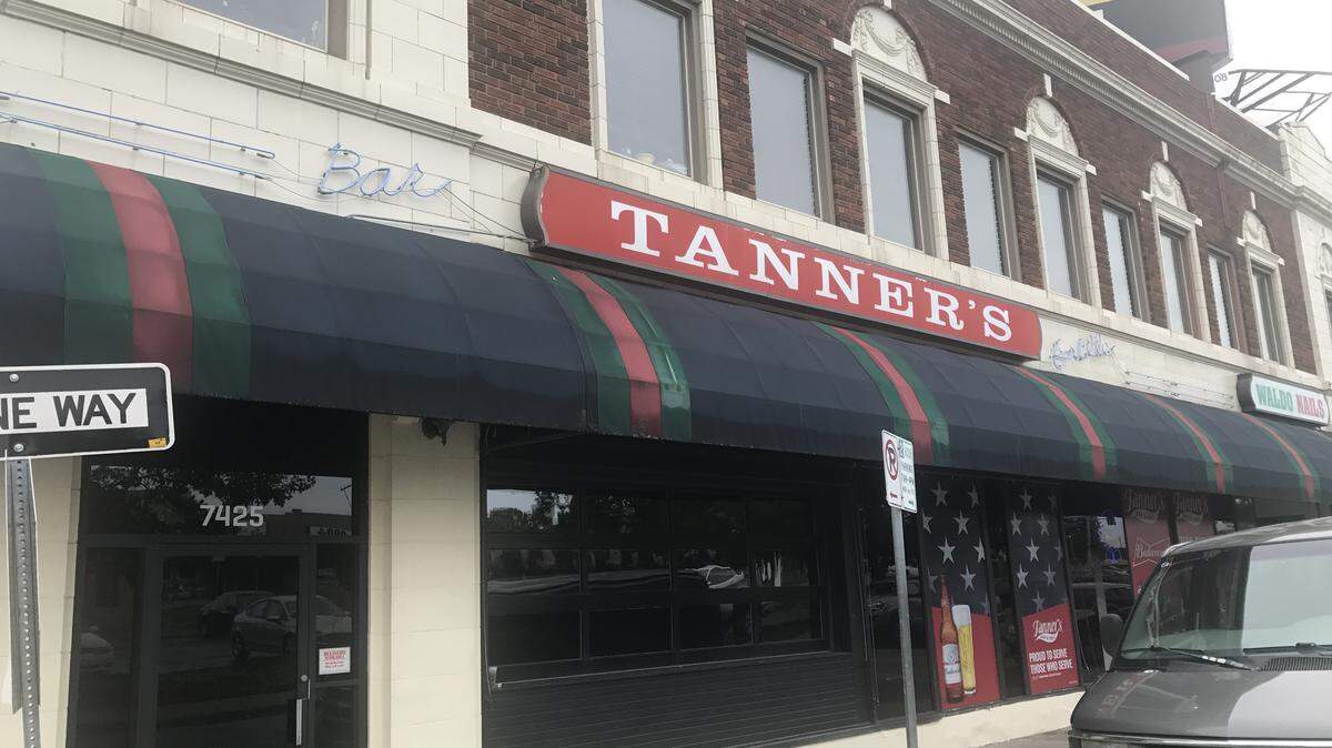 Tanner’s opened its Waldo location, at 7425 Broadway, in 1991. It plans to close at the end of business Sunday.
