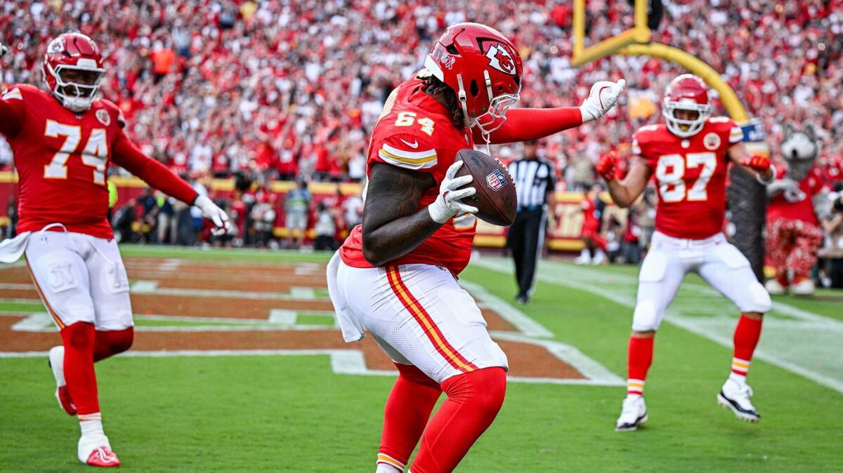 KC Chiefs Wanya Morris catches first NFL TD vs. Bengals | Kansas City Star