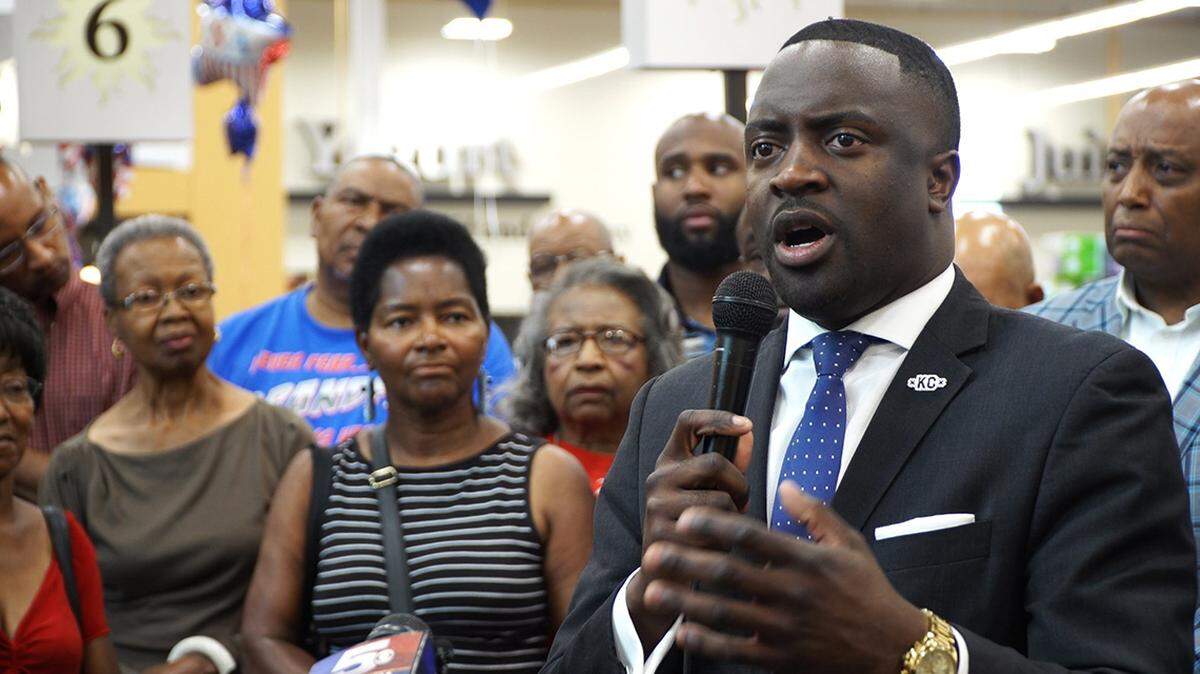 City Councilman Jermaine Reed, together with area ministers and community leaders joined together and spoke out against gun violence Tuesday afternoon, after a shooting at the Sun Fresh Market grocery store at 31st Street and Wabash Avenue.
