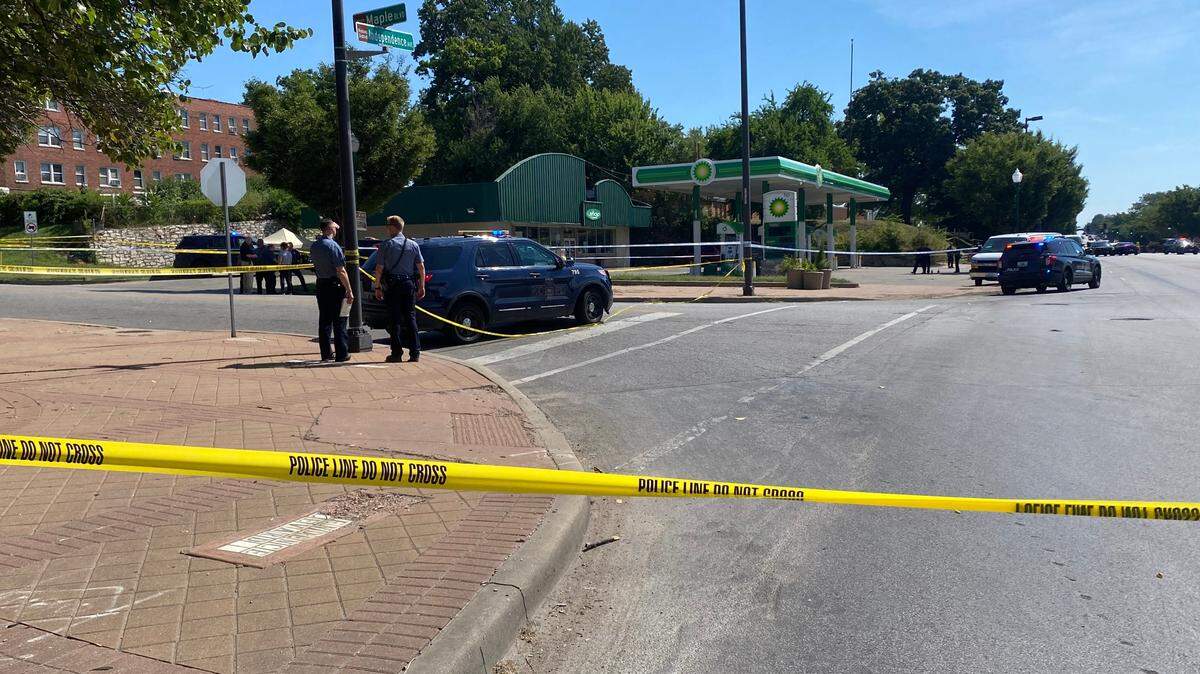Kansas City police respond to a homicide in the 1900 block of Independence Ave. on Aug. 13. A 23-year-old man has been charged with murder in the shooting, according to court documents.
