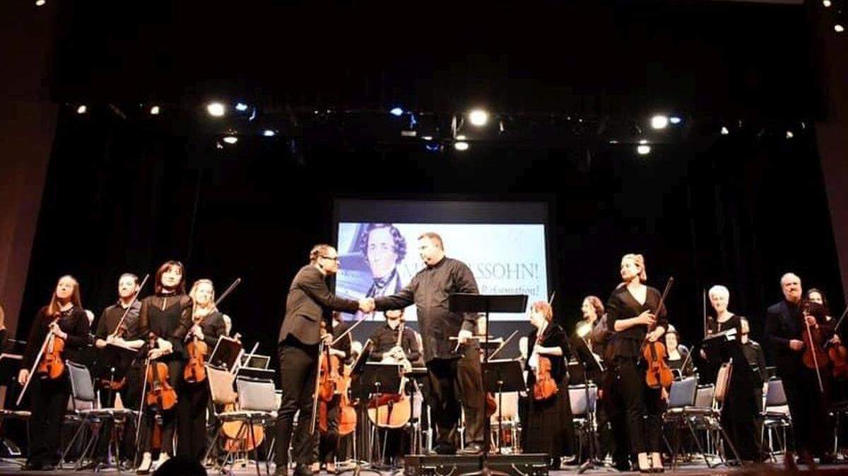 The Kinnor Philharmonic will perform June 2 at the Jewish Community Center.