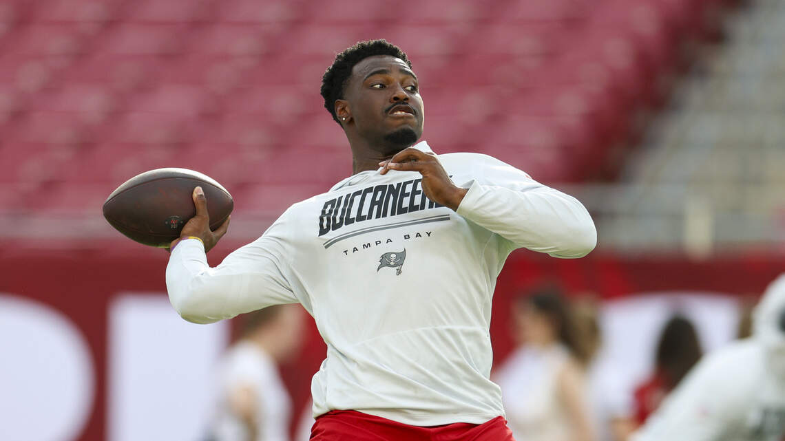 Once an undrafted free agent, former Kansas QB Jalon Daniels makes NFL roster