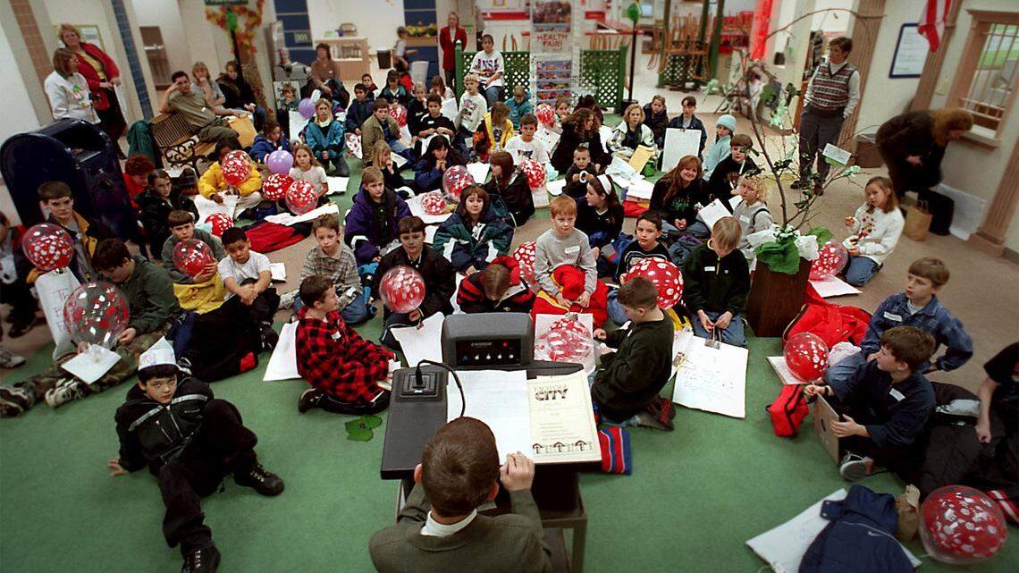 A young mayor of Exchange City addresses his elementary school constituents in 1999. Decades of Kansas Citians wrote to the Star with memories of field trips to Exchange City’s child-run town.