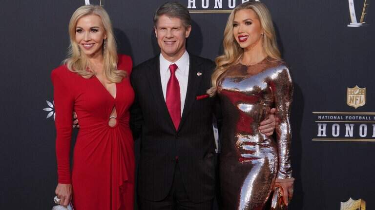 The Chiefs remain quiet about Harrison Butker, but the Hunt women are speaking out
