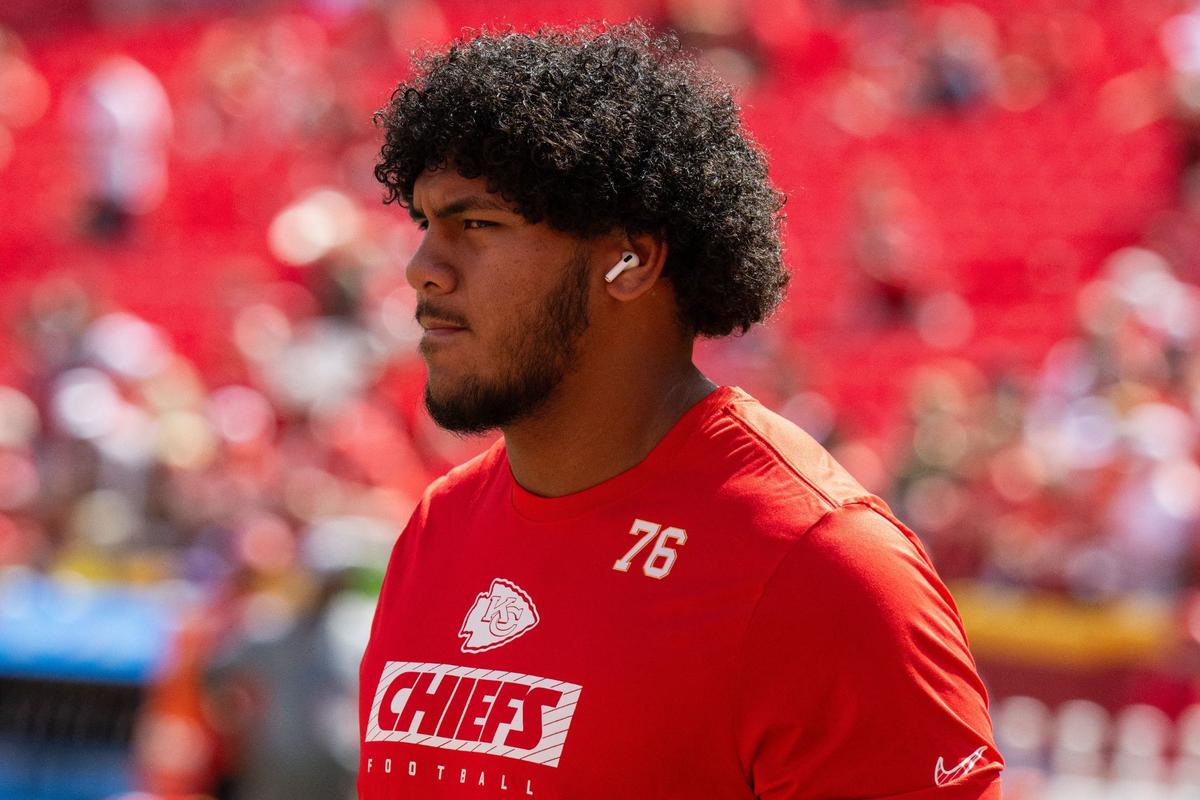 Kansas City Chiefs offensive tackle Kingsley Suamataia during warm-ups before the Chiefs game vs. the Cincinnati Bengals on Sunday, Sept. 15, 2024, at GEHA Field at Arrowhead Stadium.