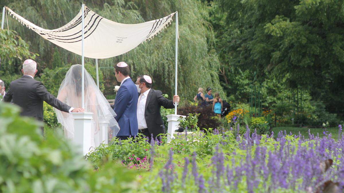 The Overland Park Arboretum & Botanical Gardens opened to the public earlier this year, allowing special moments like a small wedding to happen this summer.