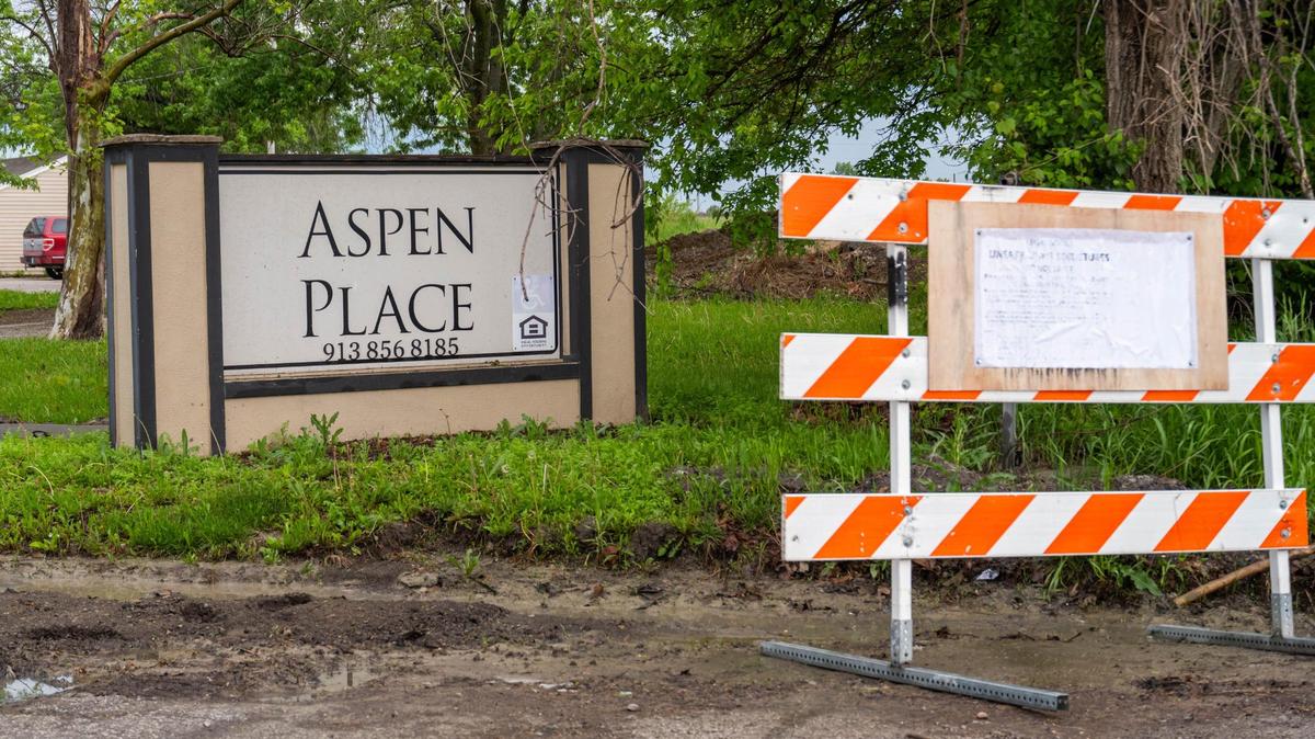 Aspen Place Apartments in Gardner on Wednesday, May 7, 2025. Residents of the apartment complex were forced from their homes after the city condemned the property due to several safety concerns including water main breaks and damage to the roadways inside the complex.
