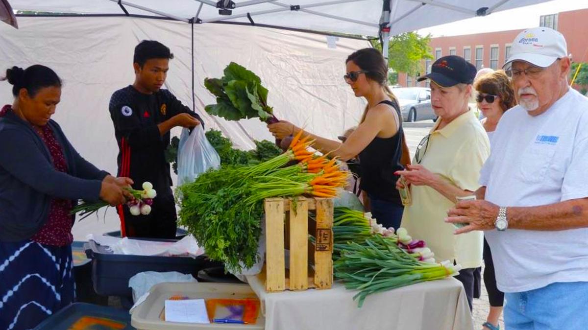 Washington should make it easier for people to raise crops, and expand access to land for smaller agricultural operations.