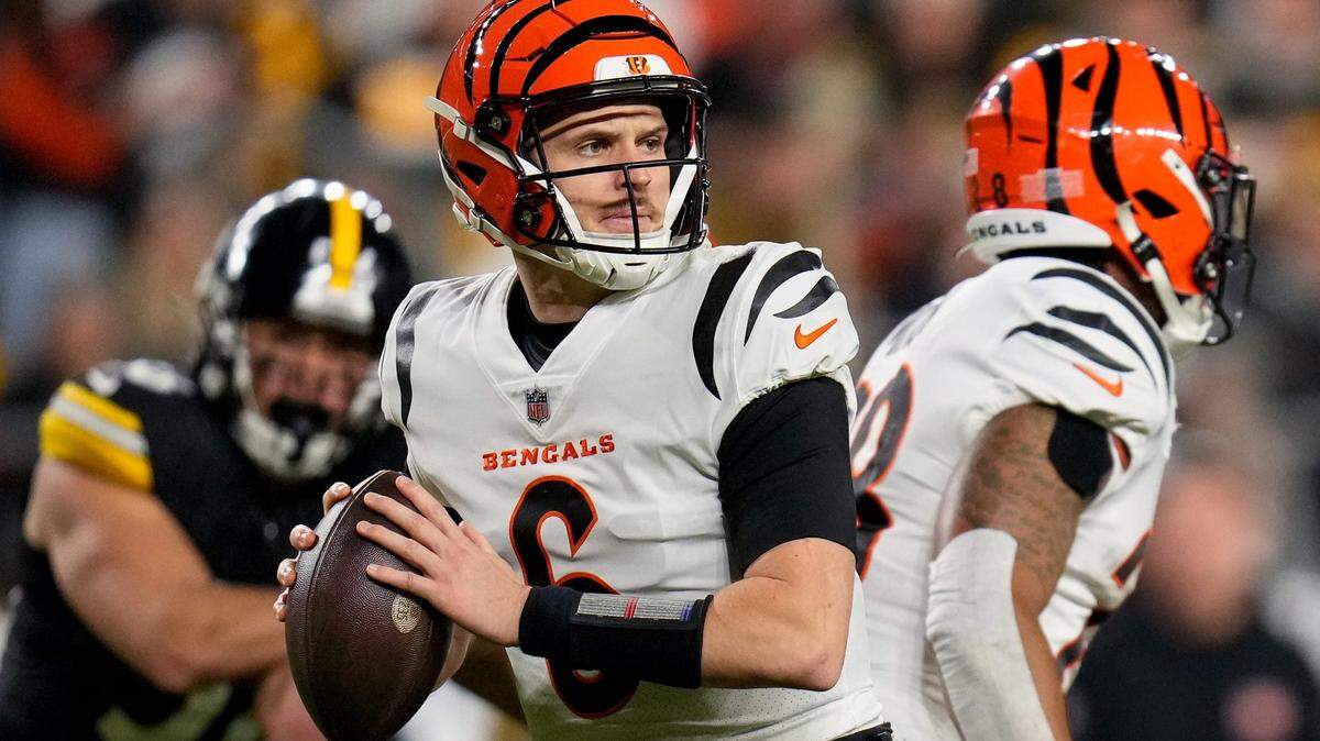 Cincinnati Bengals quarterback Jake Browning stands back to throw a pass in the second quarter of the NFL 16 game between the Steelers and the Cincinnati Bengals at Acrisure Stadium in Pittsburgh on Saturday, Dec. 23, 2023. The Steelers led 24-0 at halftime.