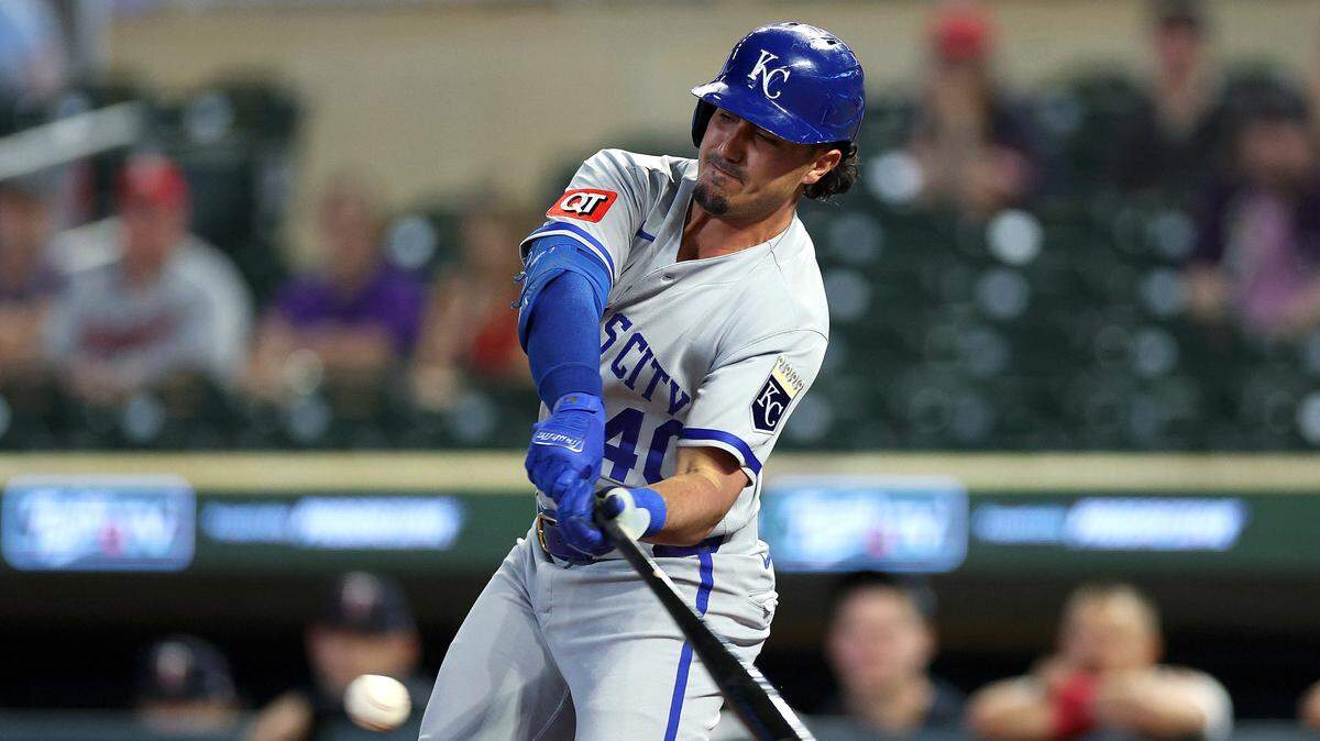 Royals pinch-hitter Josh Rojas hits a go-ahead, two-run single against the Minnesota Twins in the ninth inning at Target Field on Thursday, June 4, 2026 in Minneapolis, Minnesota. The Royals defeated the Twins 8-6.