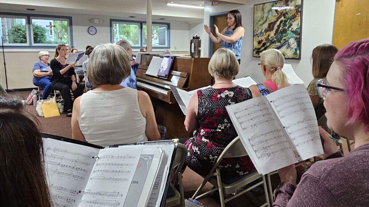 Jennifer Lahasky, music director and conductor for the Lee’s Summit Summer Singers, helps the ensemble prepare for two upcoming concerts. The Singers will perform at 4 p.m. July 30 and 7:30 p.m. July 31 at St. Paul’s Episcopal Church, 416 SE Grand Ave., in Lee’s Summit.