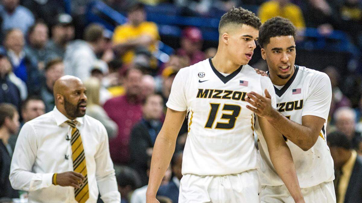 Michael Porter Jr. and younger brother Jontay Porter (right) during their season together at Mizzou.