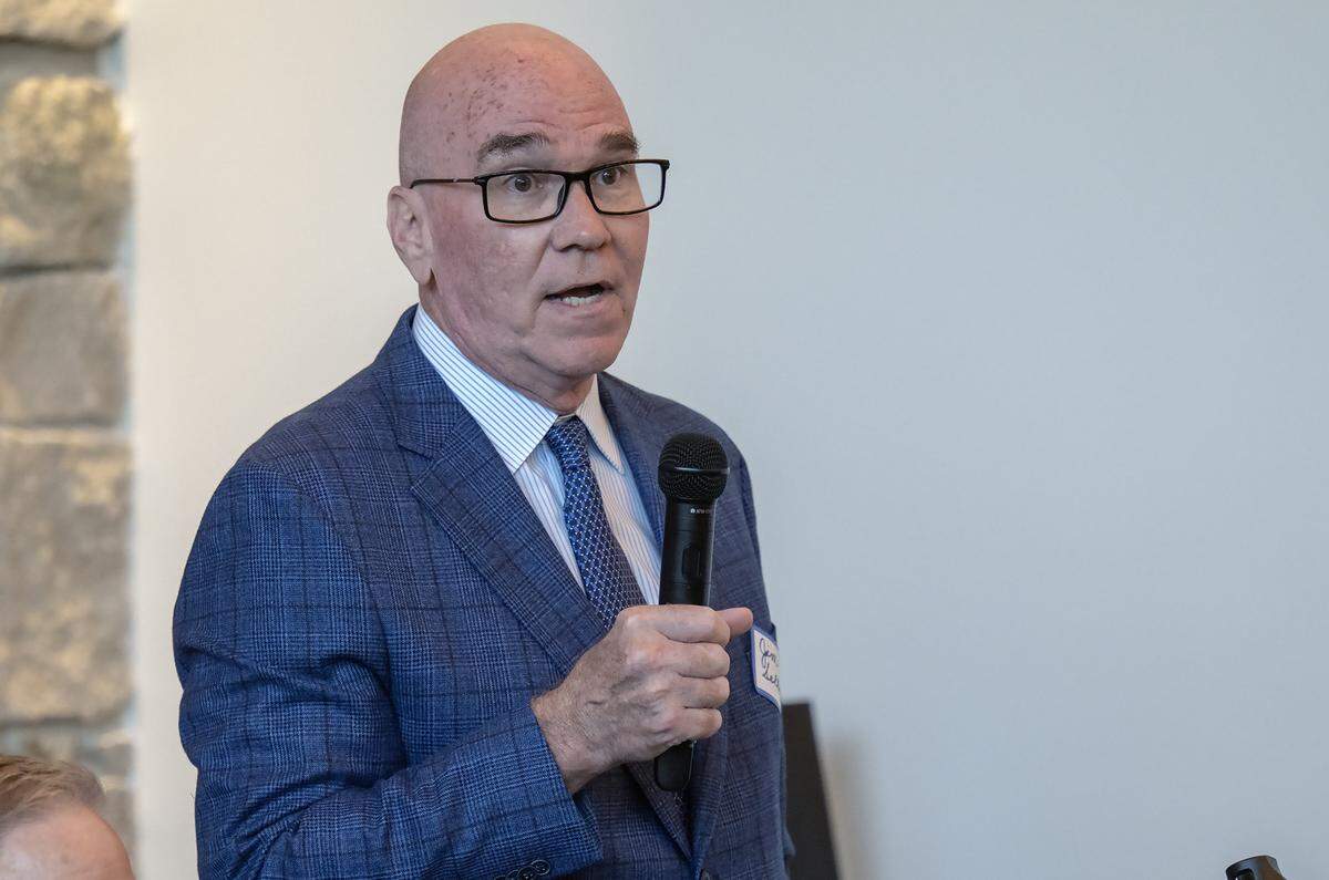 Jim Sellers, a candidate for Council Member Ward 6 of Prairie Village, speaks during a candidates forum at the Meadowbrook  Club House in Prairie Village on Thursday, October 9, 2025. 