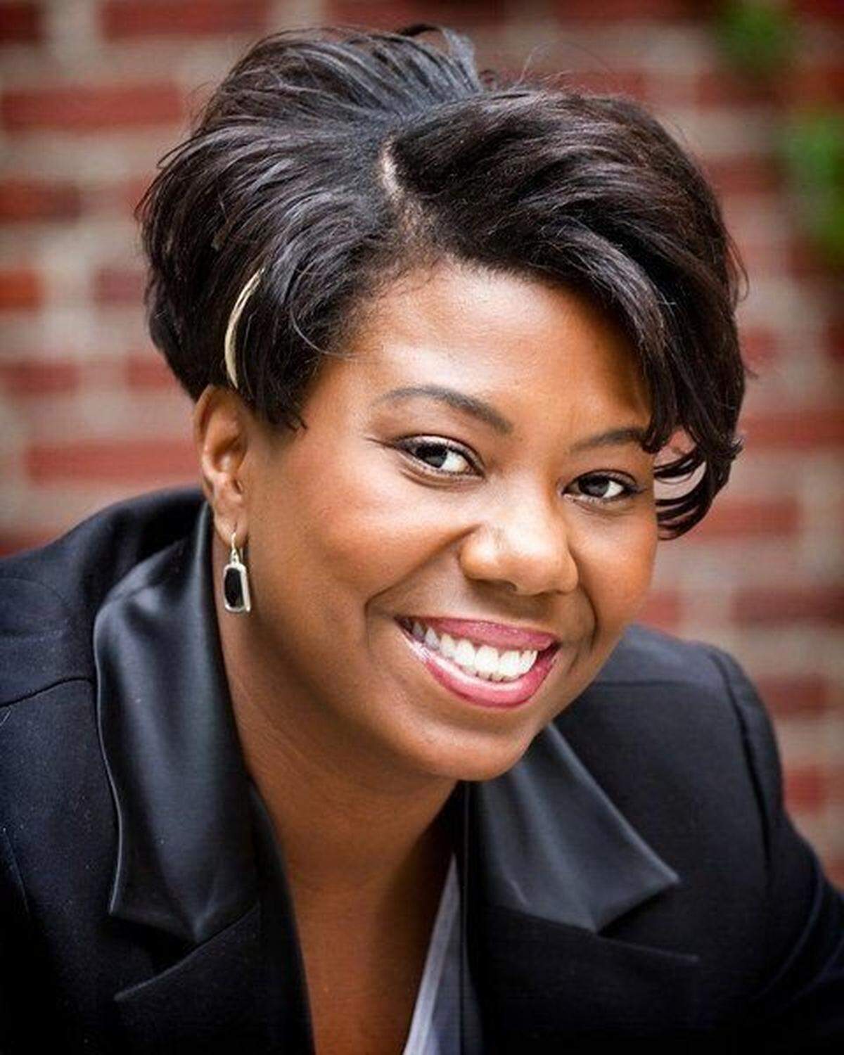 Eboni Fondren’s “A Tribute to Nancy Wilson” will stream live as part of the American Jazz Museum’s Jazz @ Noon program.