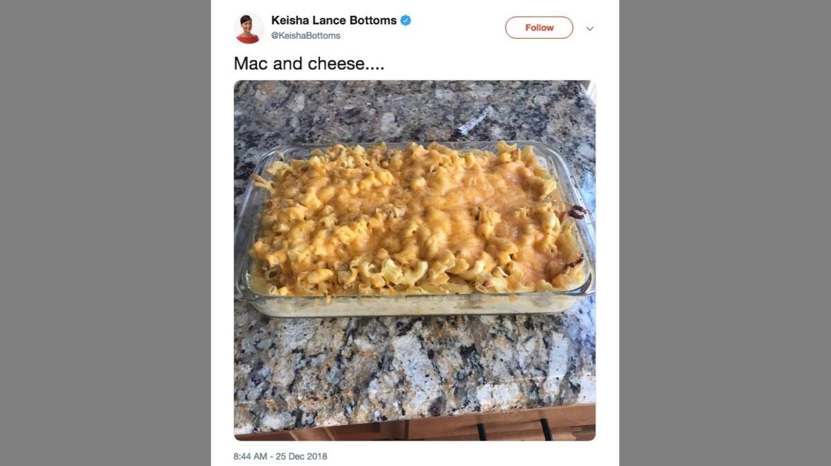 People mocked a photo of the mac and cheese that Atlanta Mayor Keisha Lance Bottoms made for her family for Christmas, but she had fun with the moment, reassuring critics that the dish wasn’t dry. (Twitter)