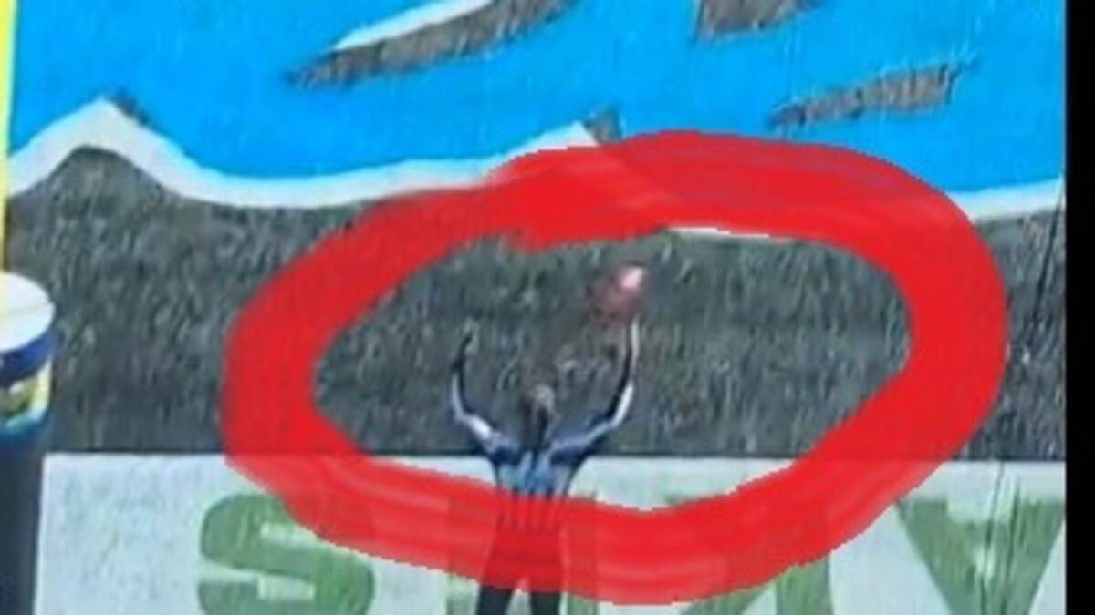 An NFL official was hit in the head by a football after an extra point by the Chiefs’ Spencer Shrader.