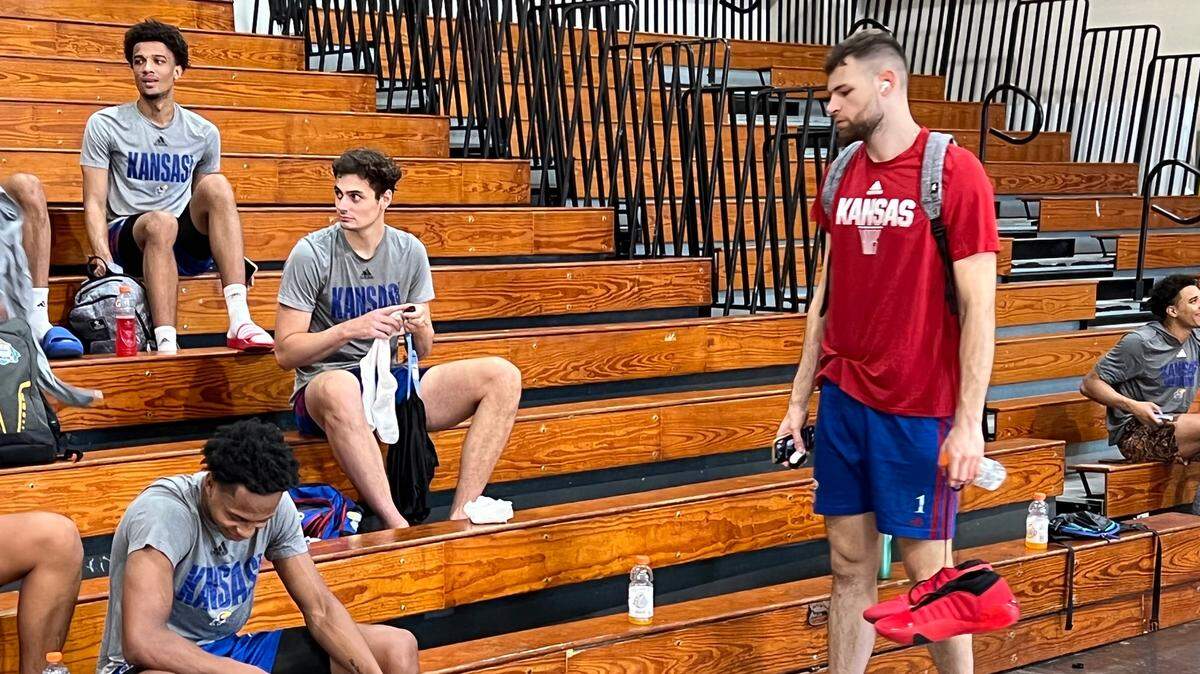 Hunter Dickinson, right, and some of his teammates are ready to exit the gym after Sunday’s practice in Puerto Rico.