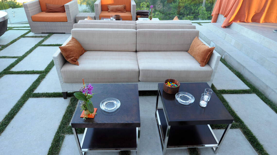 How to Instantly Transform Old, Faded Patio Furniture Into Something That Looks Brand New