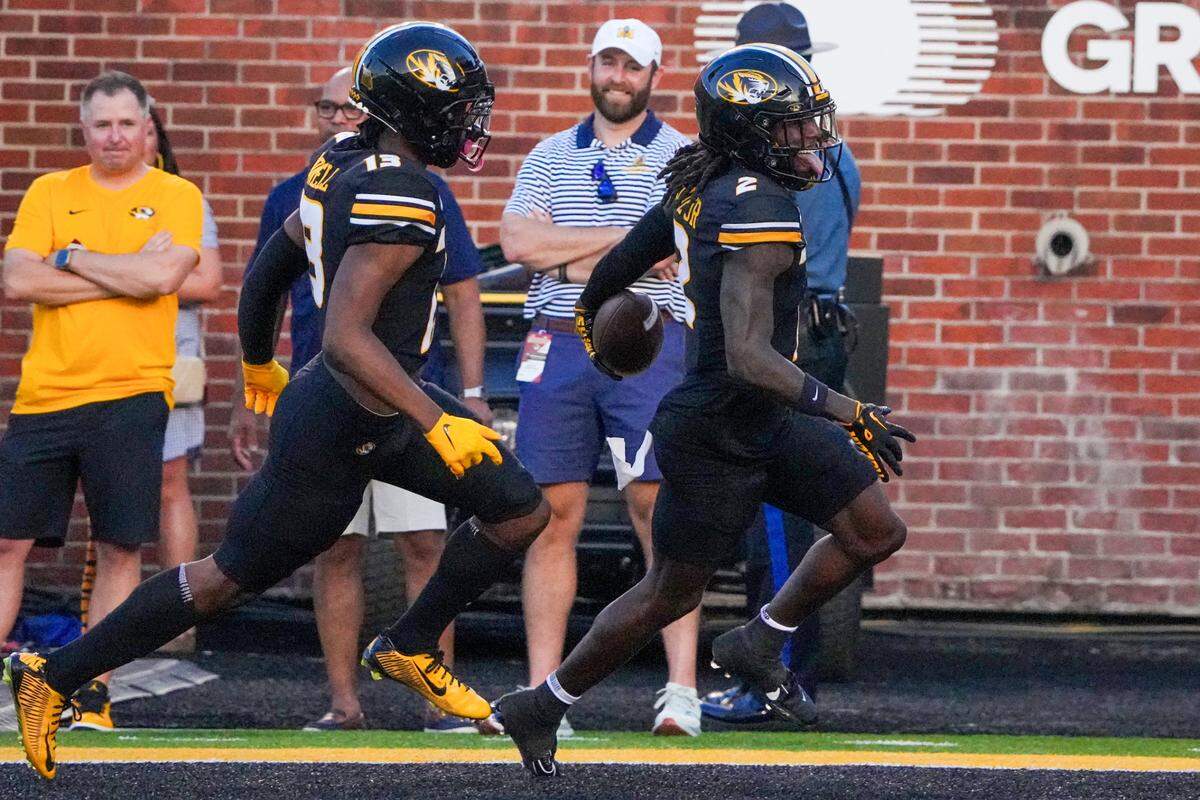 Missouri Tigers cornerback Toriano Pride Jr. (2) scores after intercepting a pass against the Murray State Racers during the first half at Faurot Field at Memorial Stadium on Aug. 29, 2024.