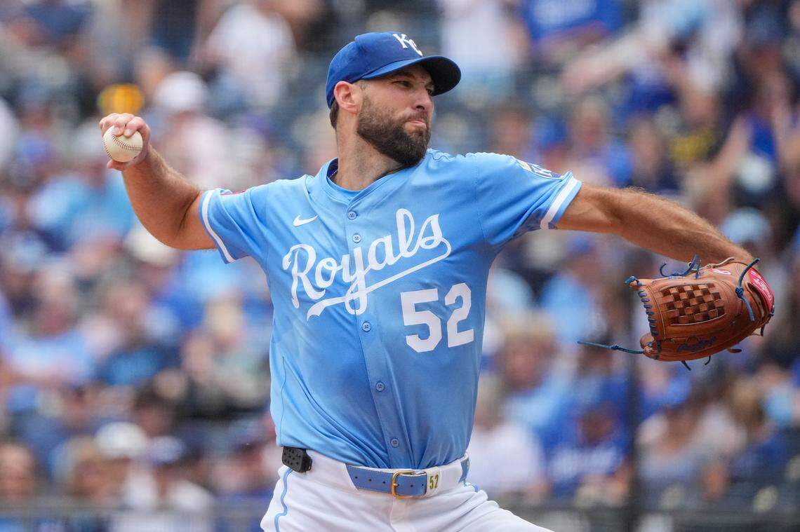 Royals right-handed starter Michael Wacha pitches against the Detroit Tigers at Kauffman Stadium in Kansas City on Sunday, Aug. 31, 2025.