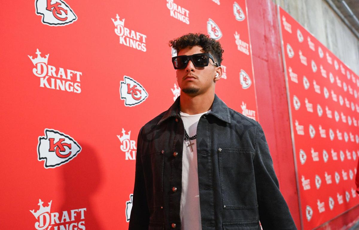 How does Patrick Mahomes manage to look so stylish even when he’s dressed down?
