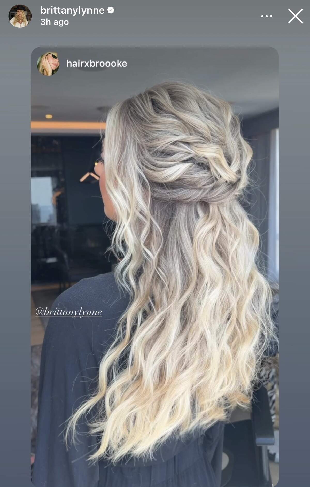 Brittany Mahomes’ wavy hair fit the reported fairy tale theme of the wedding.