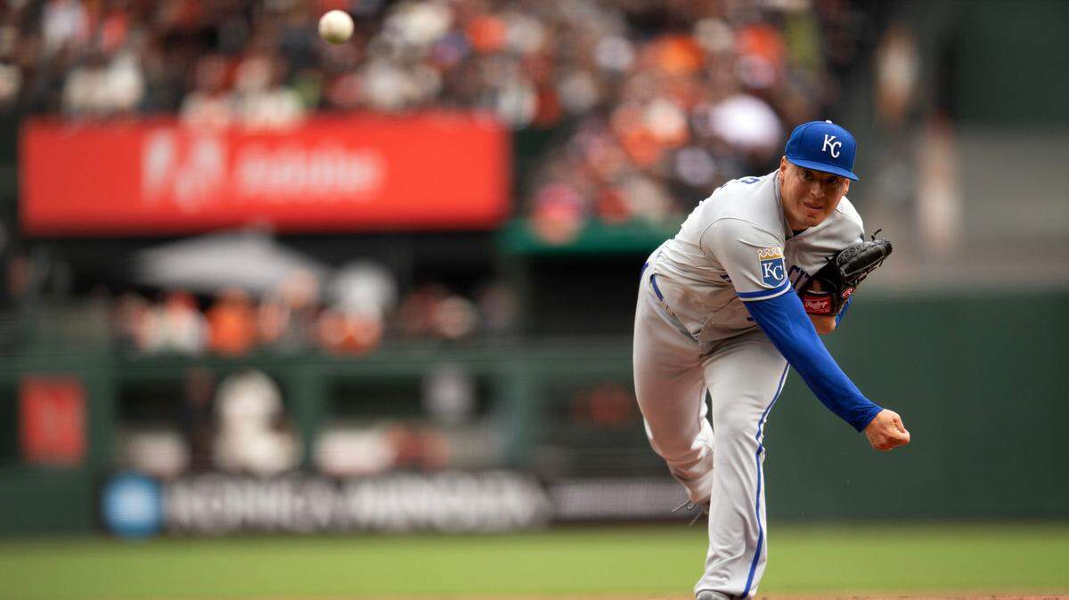 Kansas City Royals starting pitcher Brad Keller (56) delivers a pitch against the San Francisco Giants during the first inning at Oracle Park on April 7, 2023.