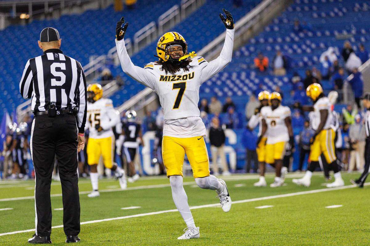 Missouri Tigers defensive back Kris Abrams-Draine (7) celebrates after the game against the Kentucky Wildcats at Kroger Field on Oct. 14, 2023.