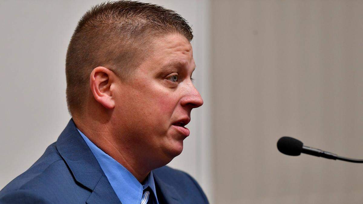 If the governor lets Eric DeValkenaere off the hook for manslaughter, that will be his Juneteenth message.