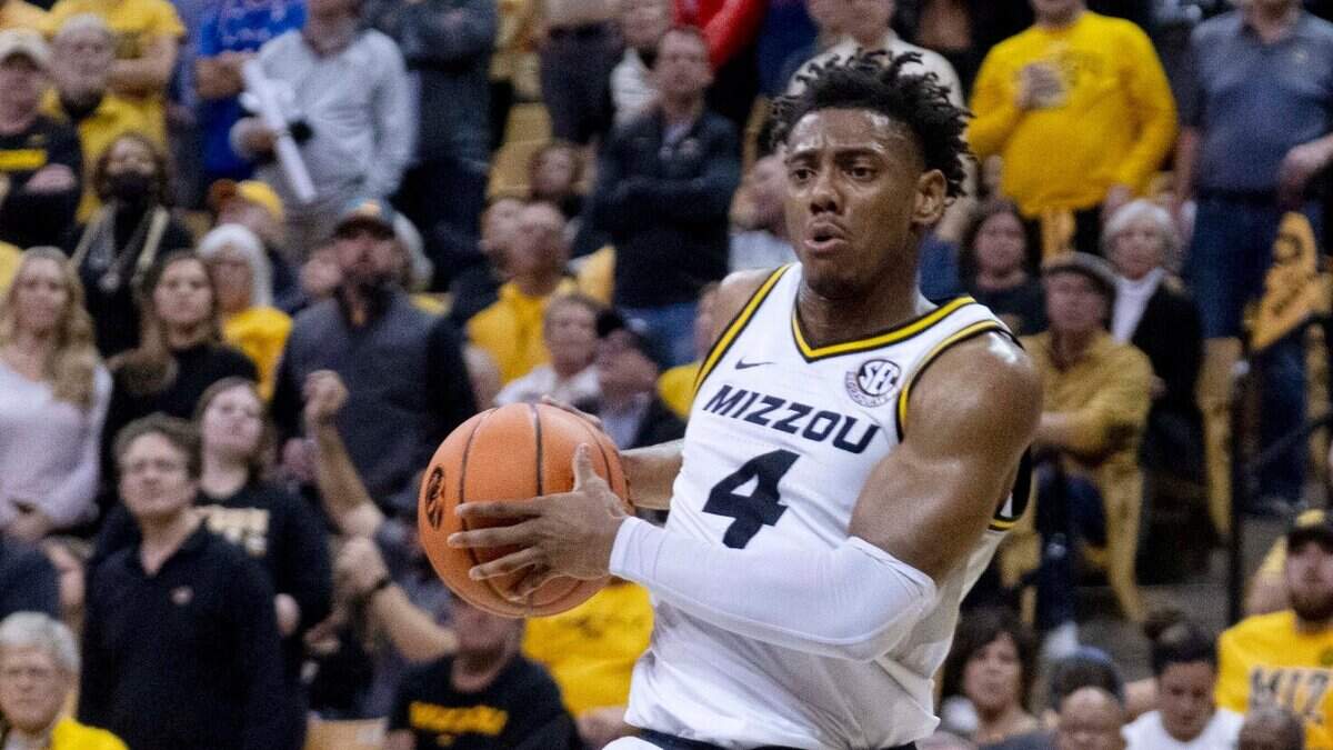 Missouri’s DeAndre Gholston hit the game-winning three-pointer on Saturday against Central Florida.