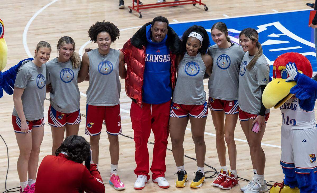 Paul Pierce, former Kansas Jayhawk, had his photo taken with members of the Kansas women’s basketball team during ESPN College Gameday at Allen Fieldhouse on Saturday, Jan. 31, 2026, in Lawrence.