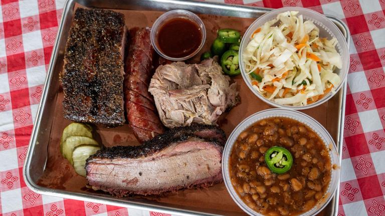 Acclaimed KC-area barbecue restaurant will close in Overland Park