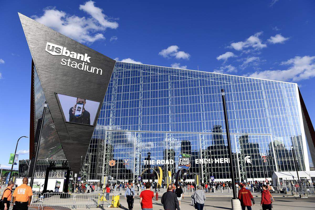 Fans outside the U.S. Bank Stadium in Minneapolis in 2019.