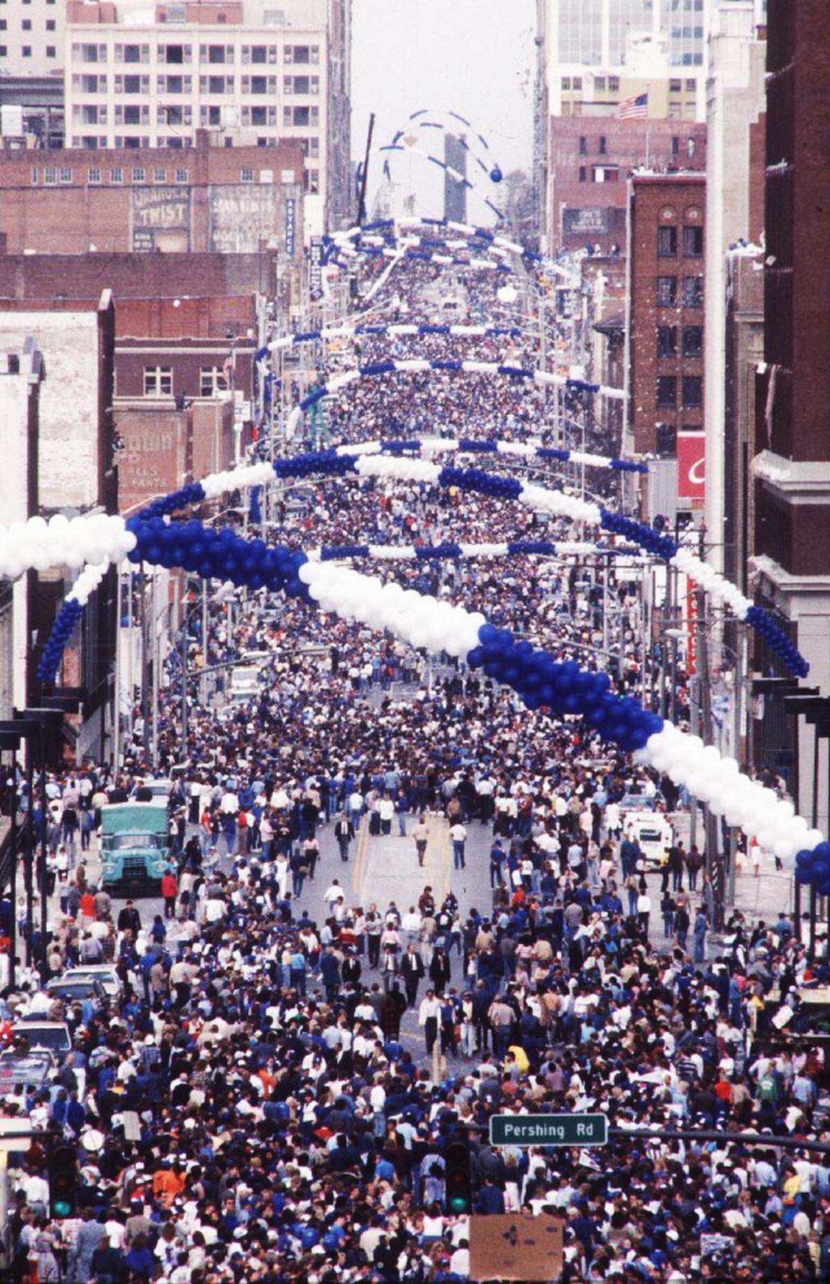 Throngs of Royals fans spilled onto Grand Boulevard during the 1985 World Series victory parade in downtown Kansas City.