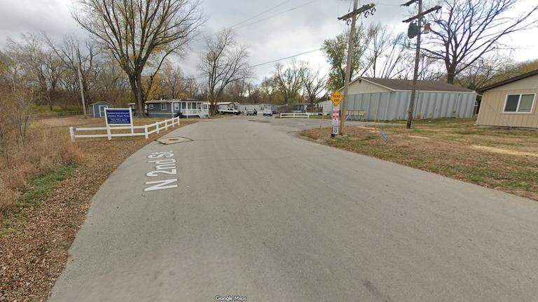 Jury finds 65-year-old Kansas man guilty of kicking in door, killing neighbor