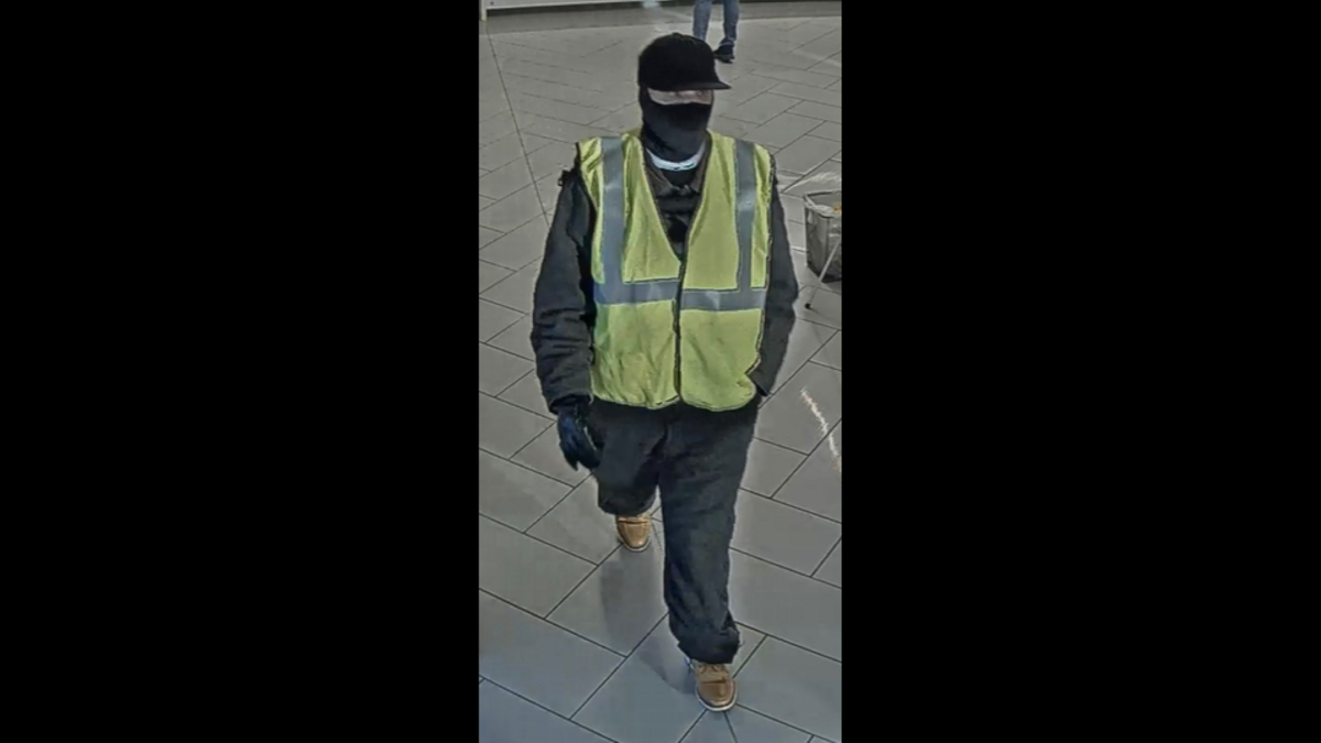 The FBI was searching for a suspect in the robbery of Kansas City’s Commerce Bank on Friday afternoon near 89th Street and State Line Road.