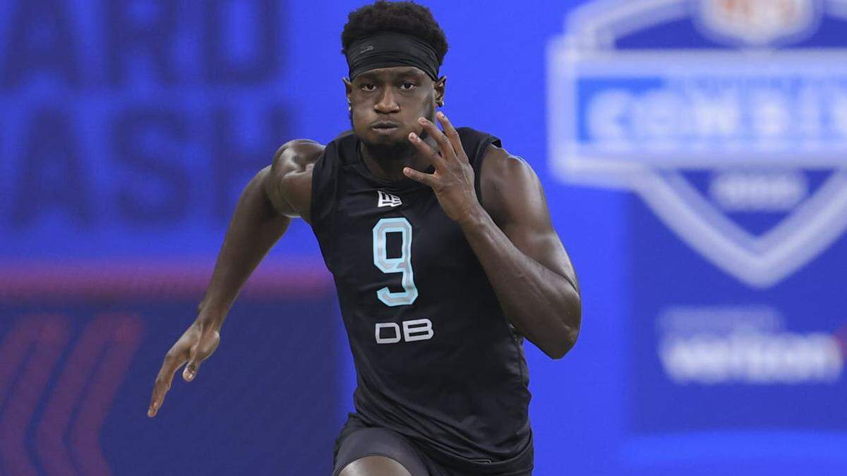 Former Florida Gators cornerback Kaair Elam showcased his blazing speed and other NFL-ready football talents earlier this year at the annual scouting combine in Indianapolis.