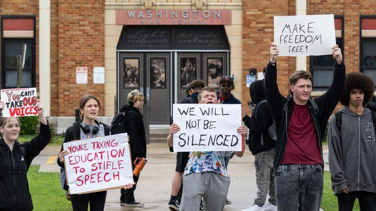 KCK high school students walk out to protest state crackdown on student protests