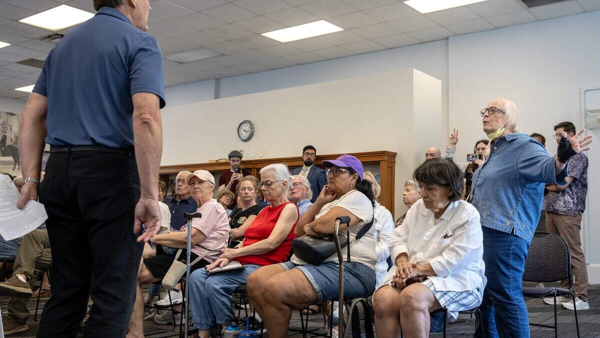 It was fear and loathing at Kansas City’s Costco community meeting