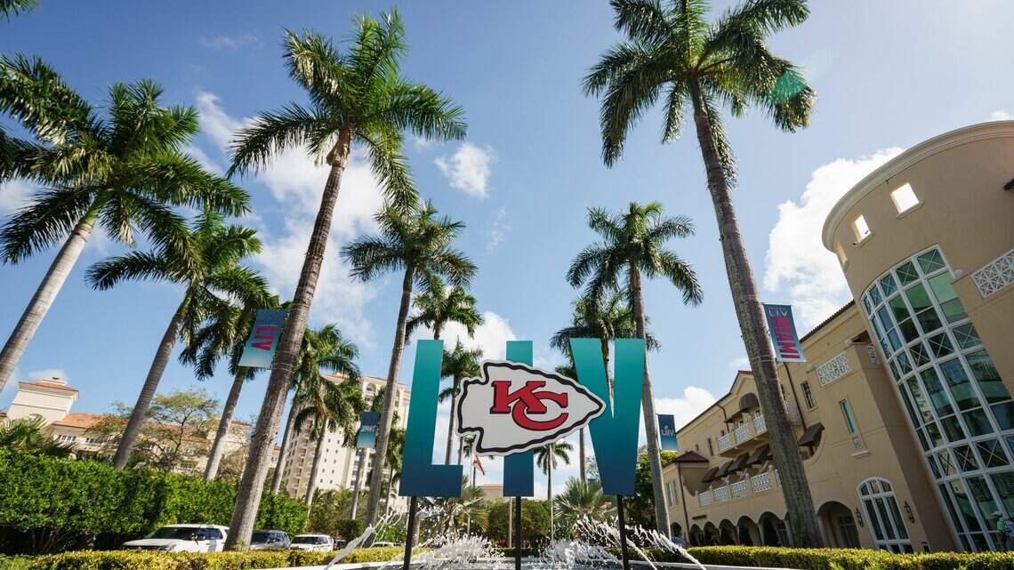 Chiefs’ (and fans’) Super Bowl experience gets real Sunday as team, KC Star touch down