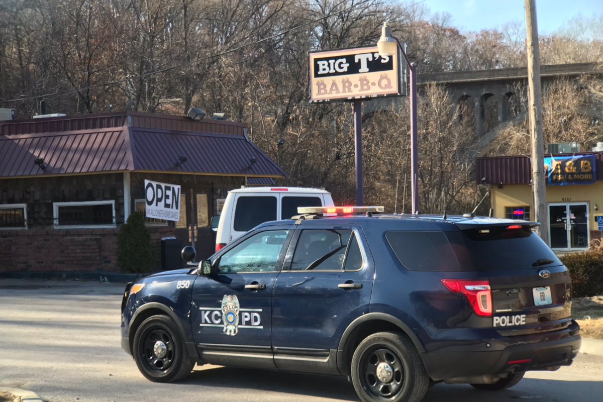 Police investigated a robbery and shooting Monday at Big T’s Bar B Q restaurant in Kansas City. One employee was shot and another was hit in the head and injured, police said.