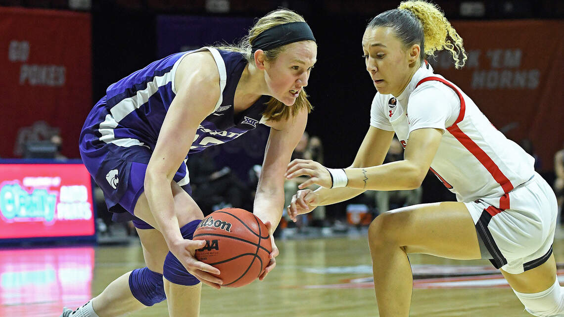 Big 12 women’s tournament: Kansas State advances to quarterfinals, KU knocked out
