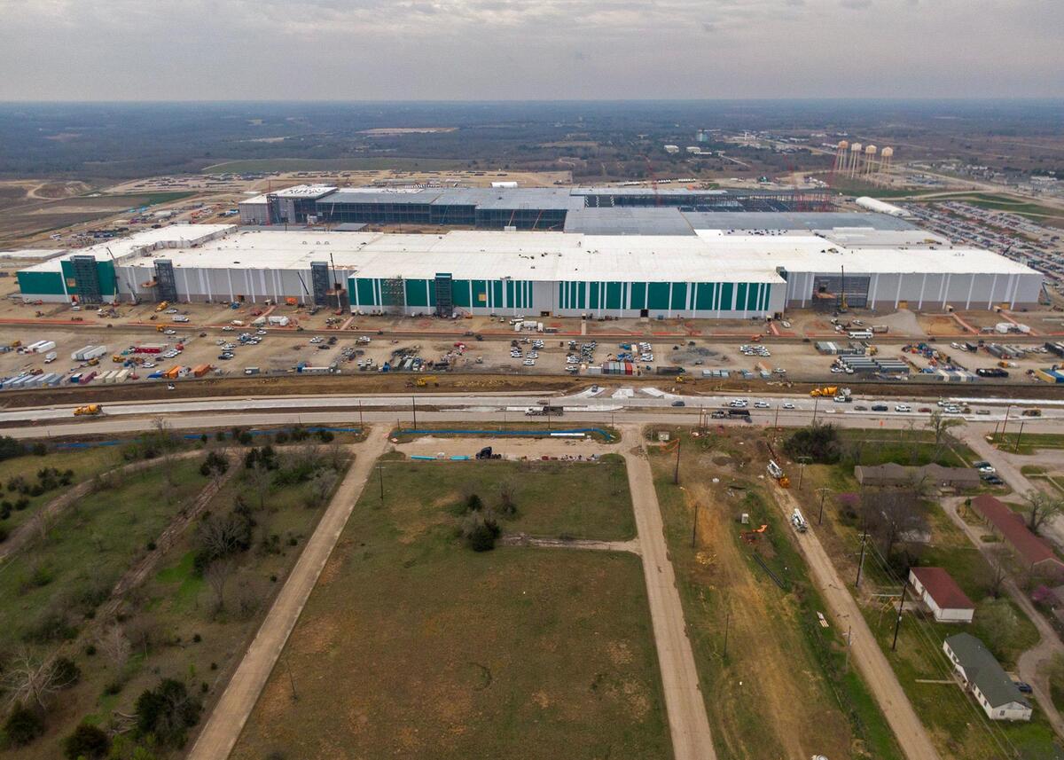Construction continues on Panasonic’s new electric vehicle battery plant in De Soto. The plant, at 3.1 million square feet, is scheduled to open in the Spring of 2025.