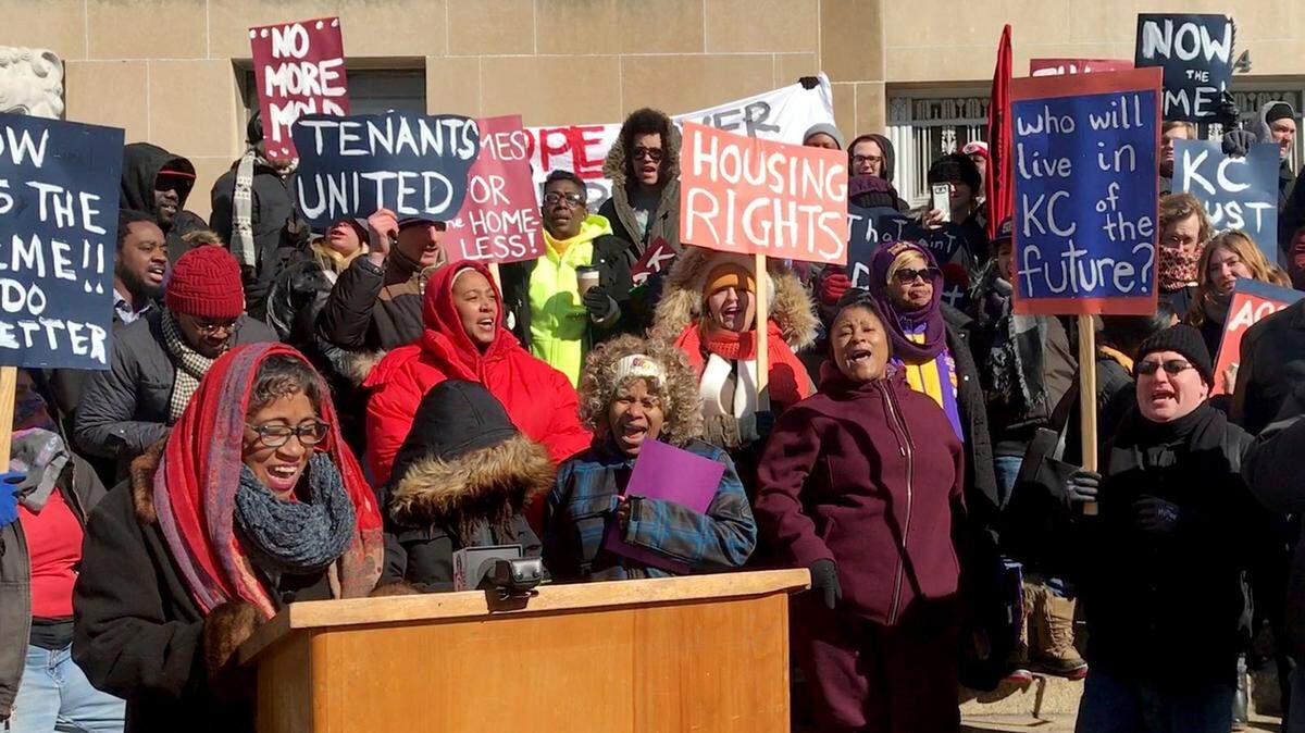 Having trouble with your landlord? Here’s how to organize a tenant union in Kansas City