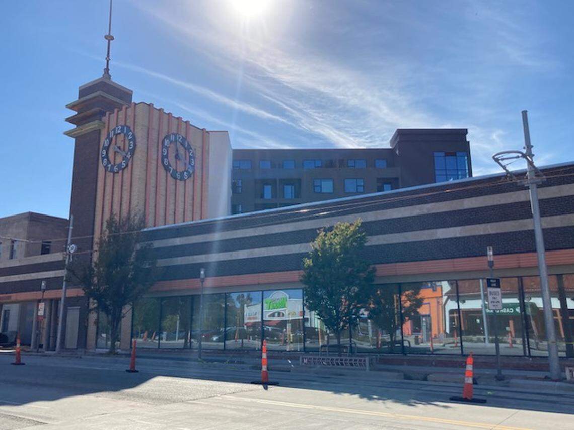 A luxury apartment complex, Katz on Main, built preserving the historic facade of the historic Katz Drug Store at Main Street and Westport Road, remains under construction.