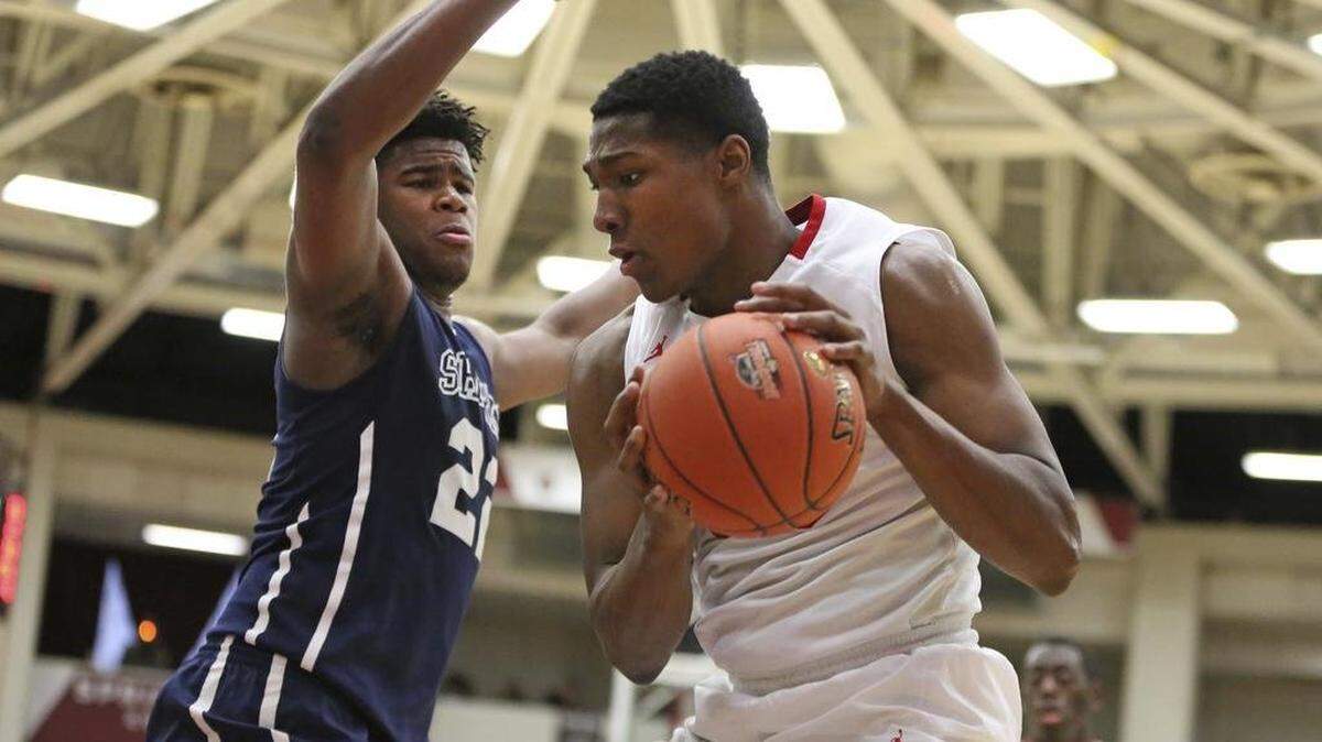 KU freshman David McCormack continued his week-long European tour with Global Sports Academy Select Team by scoring 16 points and grabbing six rebounds in the team’s 114-71 victory Wednesday.